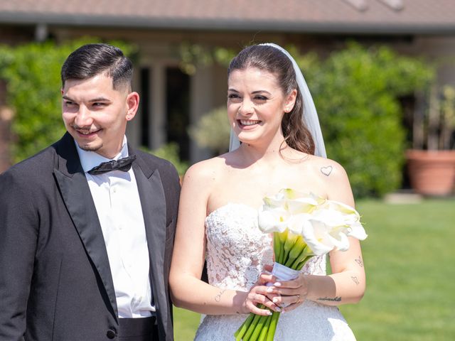 Il matrimonio di Mirko e Luana a Corbetta, Milano 45