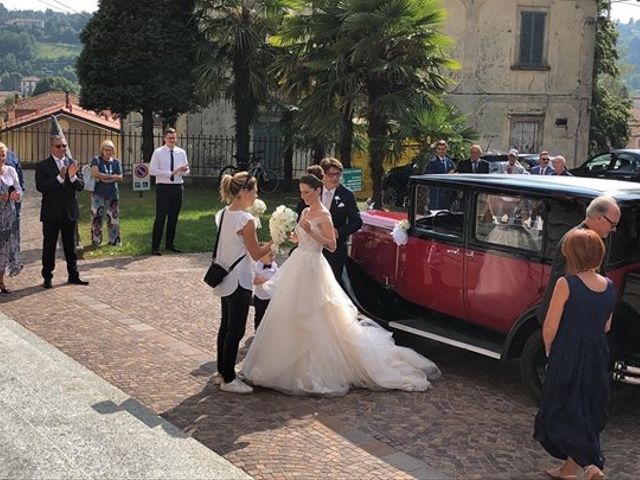 Il matrimonio di Andrea  e Laura a La Valletta Brianza, Lecco 12