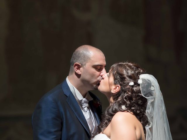 Il matrimonio di Stefano e Serafina a Poppi, Arezzo 16