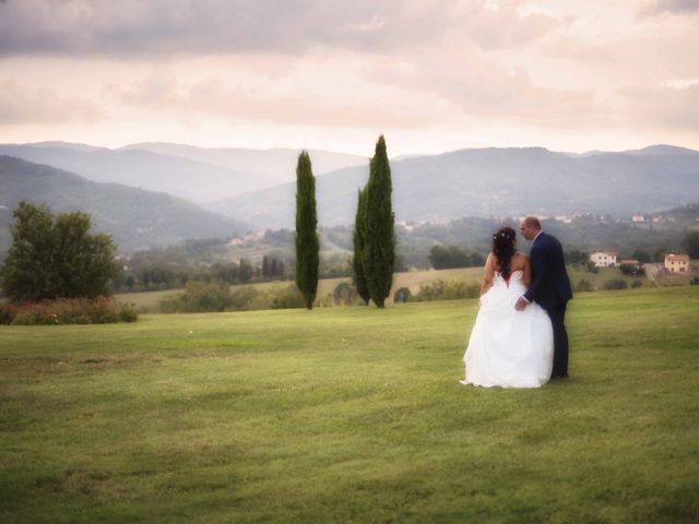 Il matrimonio di Stefano e Serafina a Poppi, Arezzo 1