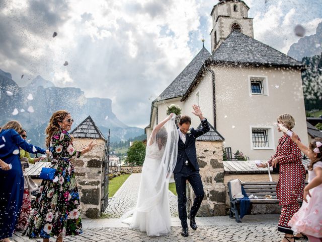 Il matrimonio di Alberto e Elena a Selva di Val Gardena-Wolkenstein in, Bolzano 30