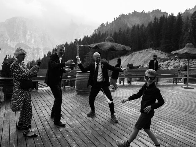 Il matrimonio di Alberto e Elena a Selva di Val Gardena-Wolkenstein in, Bolzano 46