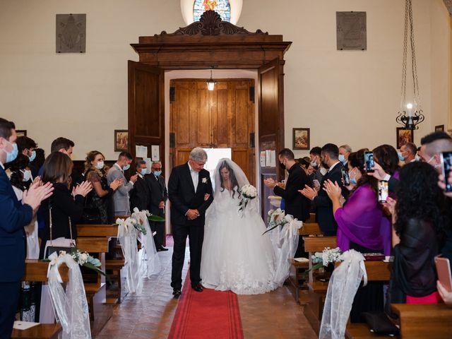 Il matrimonio di Marco e Lucilla a Pitigliano, Grosseto 25