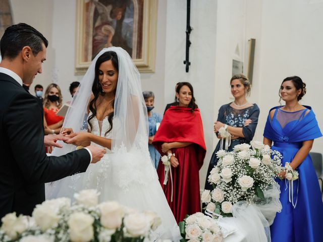 Il matrimonio di Marco e Lucilla a Pitigliano, Grosseto 30