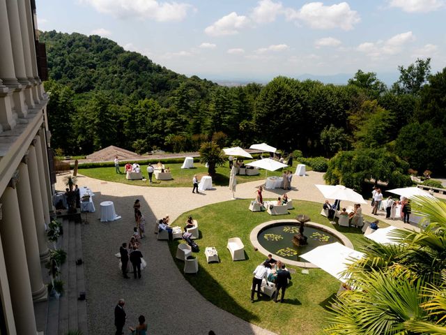 Il matrimonio di Matteo e Veronica a Castagneto Po, Torino 16