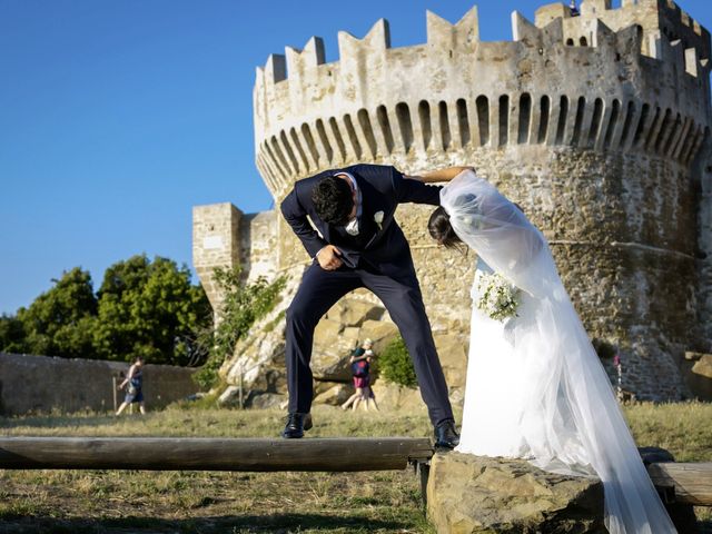 Il matrimonio di Gabriele e Giulia a San Vincenzo, Livorno 24