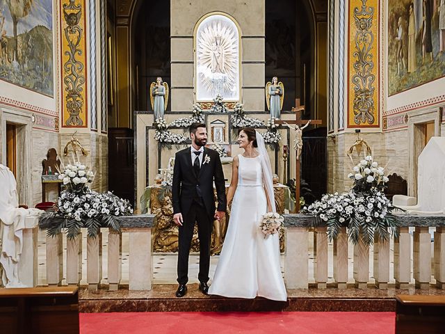 Il matrimonio di Gabriella e Luca a Mosciano Sant&apos;Angelo, Teramo 103