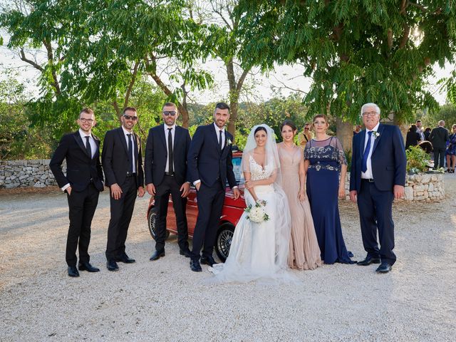 Il matrimonio di Emanuele e Loredana a Alberobello, Bari 23