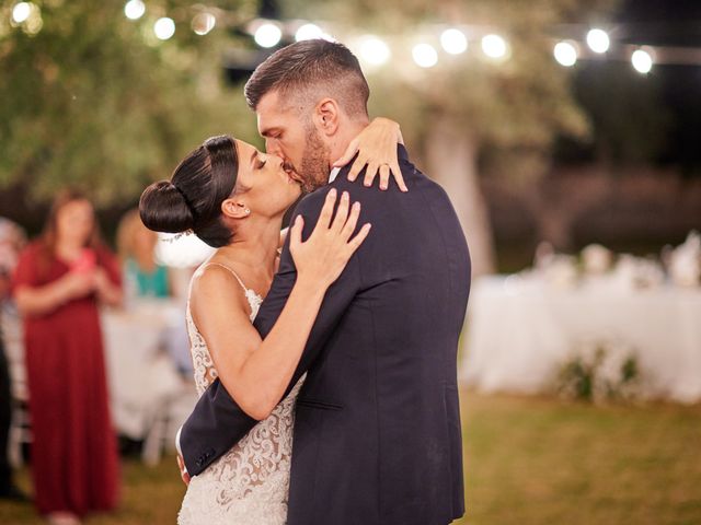 Il matrimonio di Emanuele e Loredana a Alberobello, Bari 32