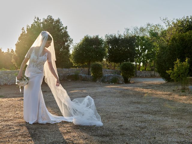 Il matrimonio di Emanuele e Loredana a Alberobello, Bari 57