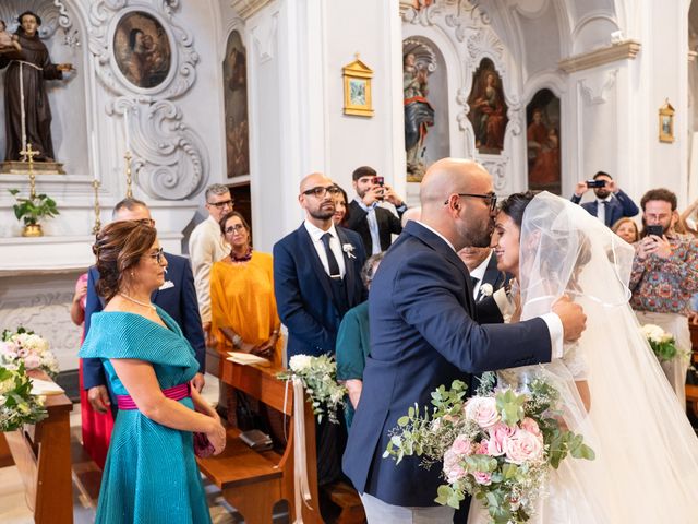 Il matrimonio di Andrea e Antonella a Banzi, Potenza 17