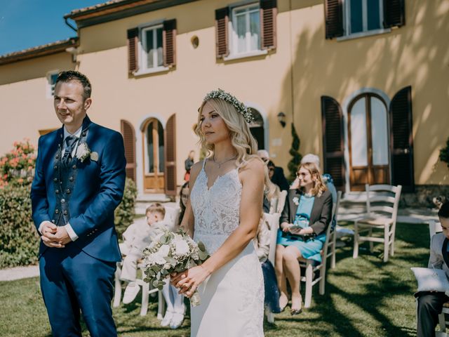 Il matrimonio di Marco e Isabella a Pistoia, Pistoia 12