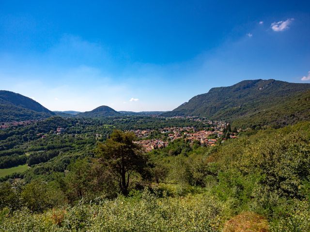 Il matrimonio di Thomas e Irene a Cuasso al Monte, Varese 30