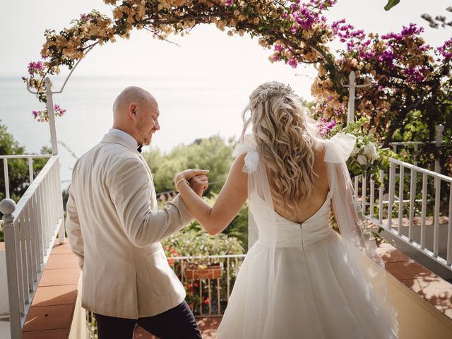 Il matrimonio di Georgina e Elliot a Maratea, Potenza 44