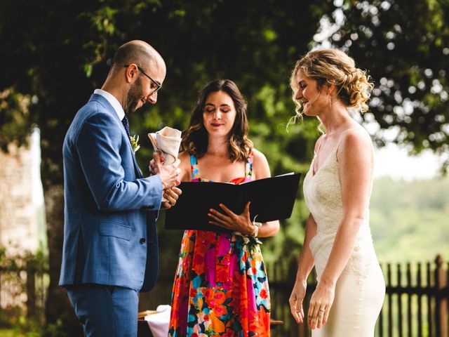 Il matrimonio di Matthew e Sophia a Monte San Savino, Arezzo 28