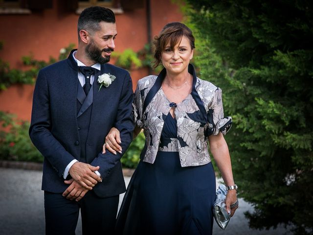 Il matrimonio di Monica e Simone a Fossombrone, Pesaro - Urbino 13