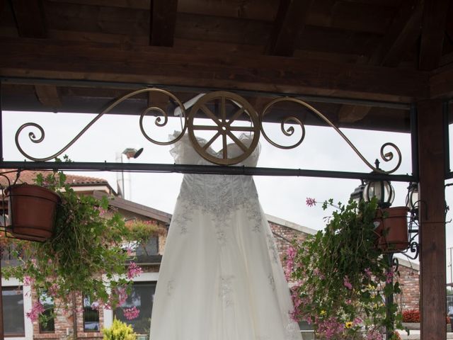 Il matrimonio di Andrea e Leila a Oleggio, Novara 5