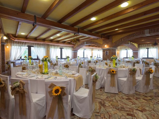 Il matrimonio di Andrea e Leila a Oleggio, Novara 11