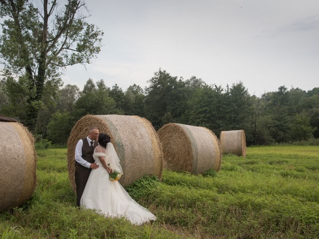 Il matrimonio di Andrea e Leila a Oleggio, Novara 15