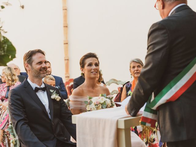 Il matrimonio di Alberto e Elena a Castelvetrano, Trapani 25