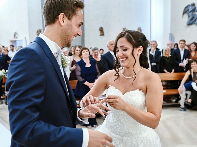 Il matrimonio di Lorenzo e Rosita a Assisi, Perugia 11