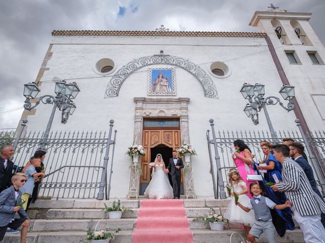 Il matrimonio di Antonio e Rossella a Casalnuovo Monterotaro, Foggia 30