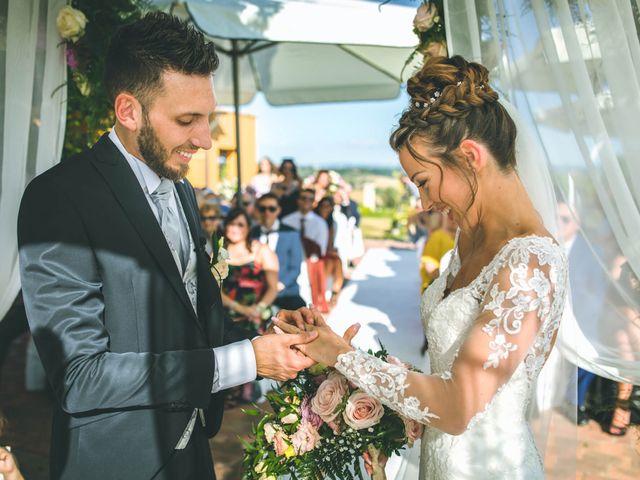 Il matrimonio di Consuelo e Lorenzo a Montespertoli, Firenze 15