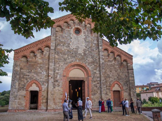 Il matrimonio di Riccardo e Gaia a Palaia, Pisa 20