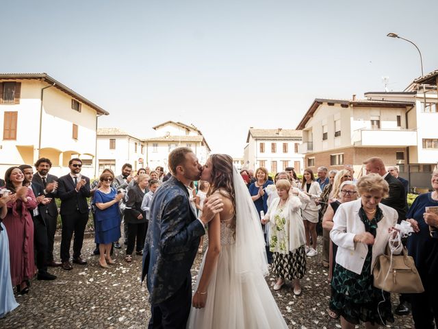 Il matrimonio di Alessandro e Elisa a Borgo San Siro, Pavia 11