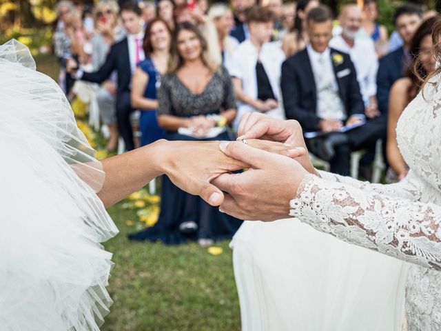 Il matrimonio di Erica e Alessia a Gaggiano, Milano 11