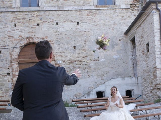 Il matrimonio di Alessandro e Maria Elisa a Cupra Marittima, Ascoli Piceno 27