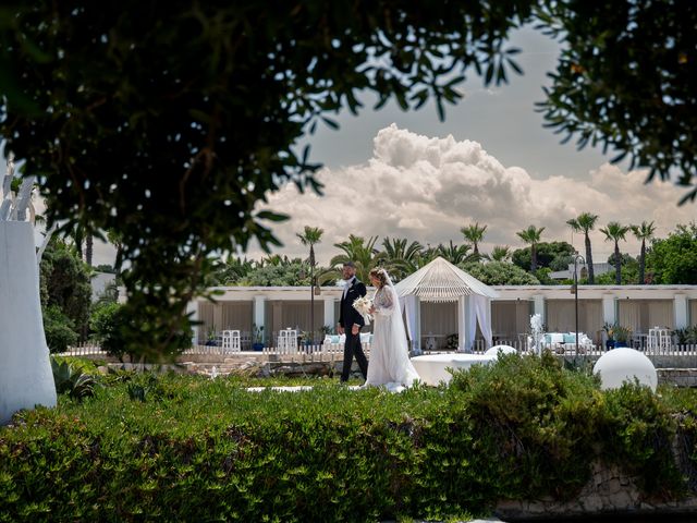 Il matrimonio di Annalisa e Miki a Noicattaro, Bari 13