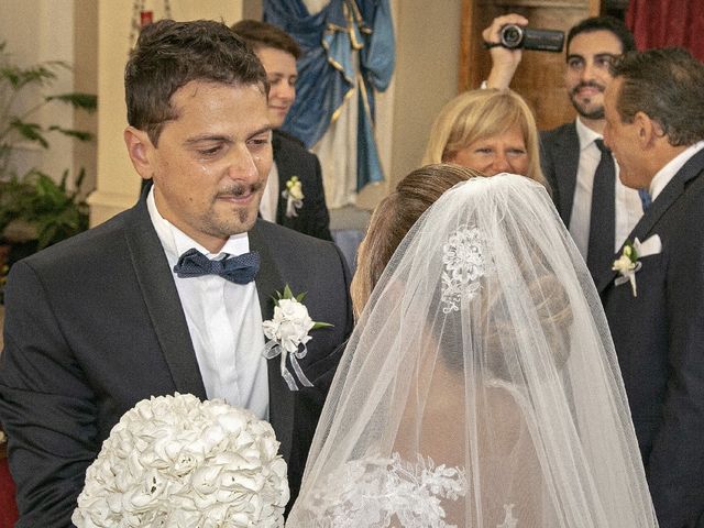 Il matrimonio di Stefano e Chiara a Porto San Giorgio, Fermo 21