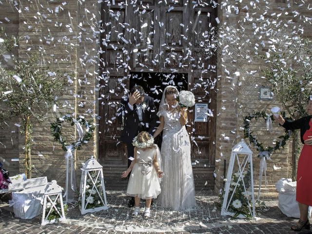 Il matrimonio di Stefano e Chiara a Porto San Giorgio, Fermo 38