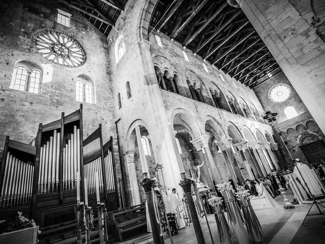 Il matrimonio di Carlo e Giusy a Trani, Bari 14