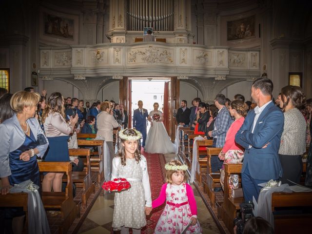 Il matrimonio di Enrico e Mara a Maserada sul Piave, Treviso 34