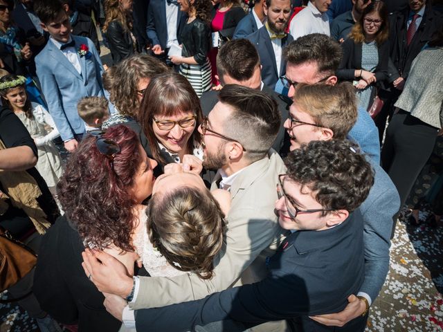 Il matrimonio di Enrico e Mara a Maserada sul Piave, Treviso 60