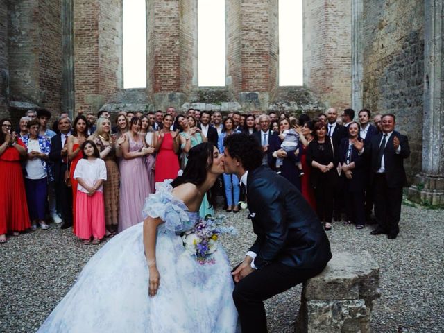 Il matrimonio di Giuseppe e Elena a Chiusdino, Siena 39