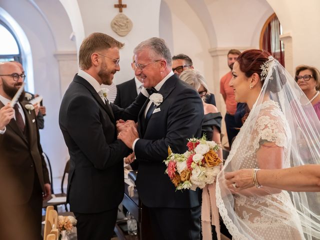 Il matrimonio di Giorgia e Niki a Cisternino, Brindisi 1