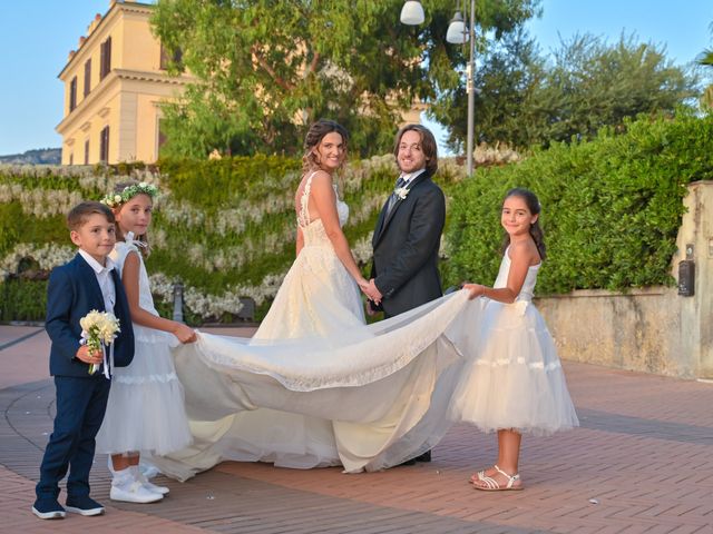 Il matrimonio di Brunella e Pasquale a Sorrento, Napoli 56