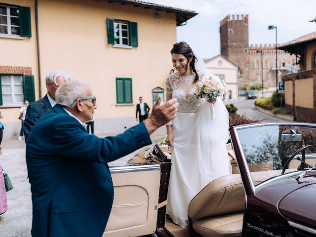 Il matrimonio di Davide e Elisabetta a Fino Mornasco, Como 27