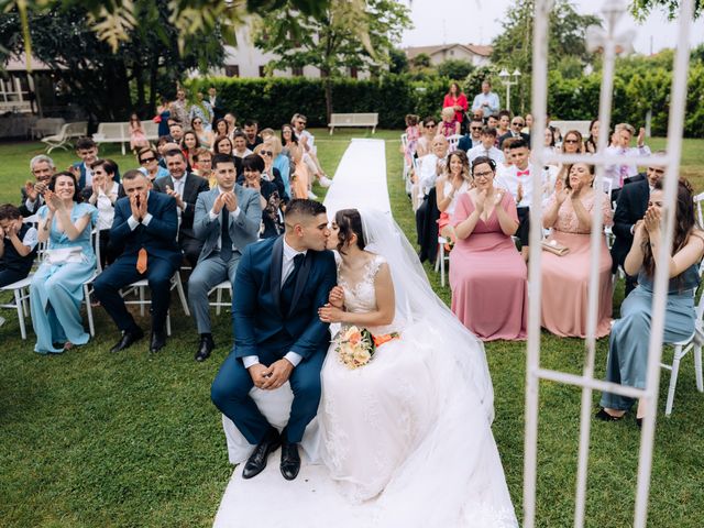 Il matrimonio di Samuele e Sabrina a Ceriano Laghetto, Monza e Brianza 33