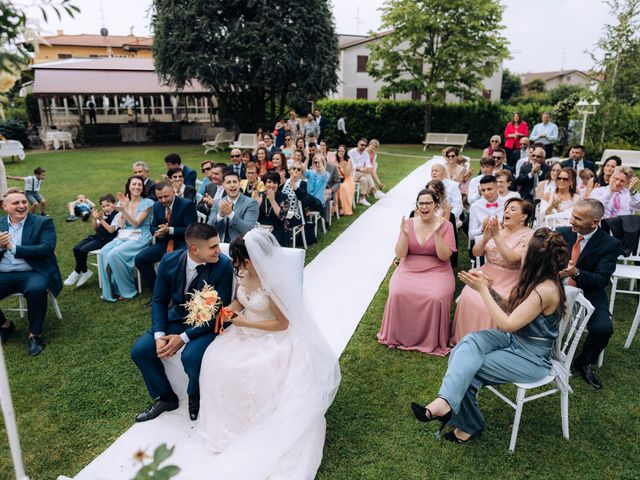 Il matrimonio di Samuele e Sabrina a Ceriano Laghetto, Monza e Brianza 34