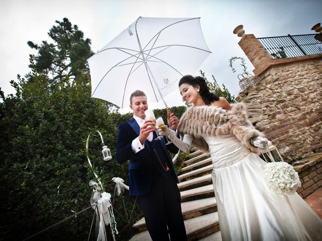 Il matrimonio di Laura e Alessandro a Porto San Giorgio, Fermo 20