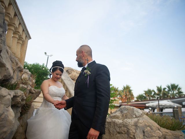 Il matrimonio di Giovanni e Marilena a San Mauro Forte, Matera 21