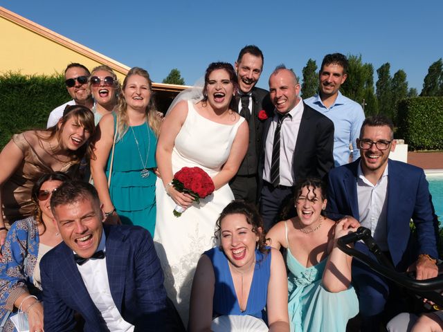 Il matrimonio di Cristian e Dorothy a Ceregnano, Rovigo 19