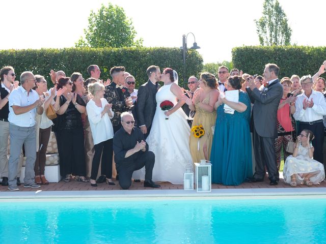 Il matrimonio di Cristian e Dorothy a Ceregnano, Rovigo 20