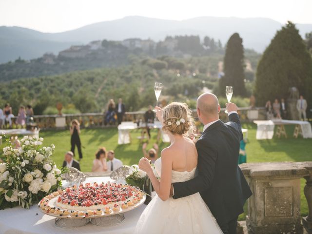 Il matrimonio di Vincenzo e Erika a Prato, Prato 43