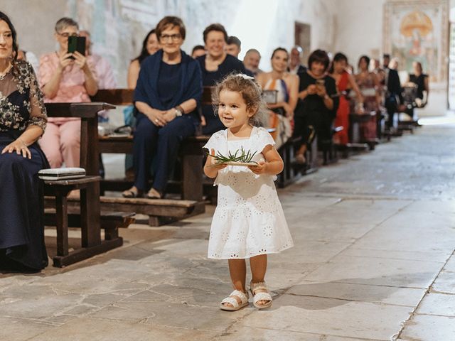 Il matrimonio di Roberta e Lorenzo a Ferentillo, Terni 11