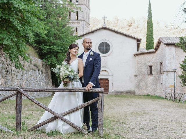 Il matrimonio di Roberta e Lorenzo a Ferentillo, Terni 15
